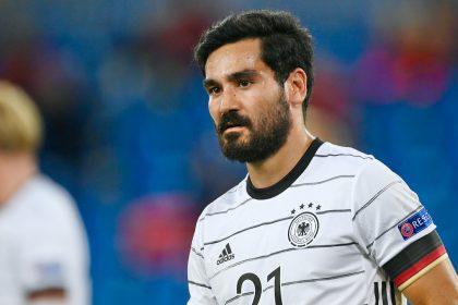 Fußball-Nationalspieler Ilkay Gündogan mit SARS-CoV-2 infiziert