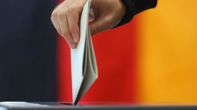 Koalitionsfraktionen wollen Bundeswahl­gesetz ändern – Bundestagsdebatte