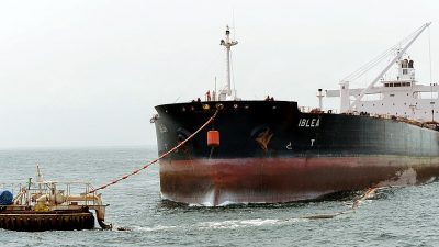 Feuer an Bord von verunglücktem Öl-Tanker vor Sri Lanka erneut ausgebrochen