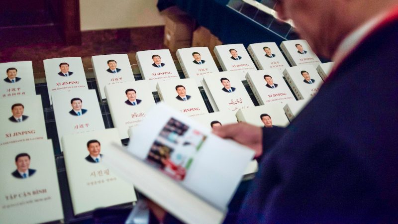 Thalia verkauft Propagandabücher der KP Chinas