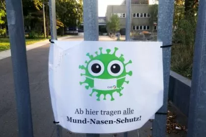 Österreich: Ärztekammer warnt vor „Corona-Panik“ - Keine zweite Welle, sondern „Labor-Tsunami“