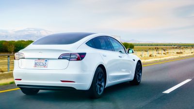 US-Behörde: Tesla soll mehr als 150.000 Wagen zurückrufen