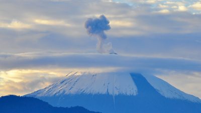 Vulkan Sangay spuckt Asche über Großteil von Ecuador aus