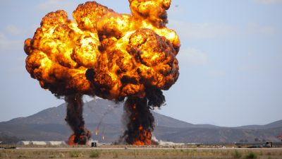 Riesige Explosion auf Armeestützpunkt in Jordanien