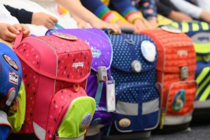 Kinderärzte und Lehrerverband warnen vor nachteiligen Auswirkungen von Schulschließung – Thüringen will Winterferien vorziehen