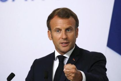 Macron sendet Video-Botschaft aus Corona-Quarantäne
