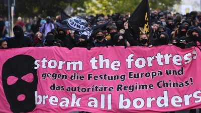Hunderte Linke demonstrieren gegen „Festung Europa und das autoritäre Regime Chinas“