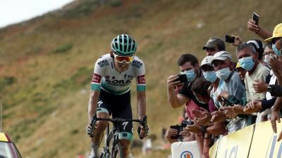Kämna gewinnt 16. Tour-Etappe – Sieg vor Carapaz