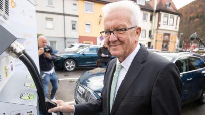 Kretschmann schränkt wegen Erkrankung von Ehefrau Wahlkampf ein