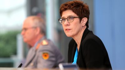 Verteidigungsministerin ernennt neue MAD-Geheimdienst Chefin – erstmals Frau an der Spitze