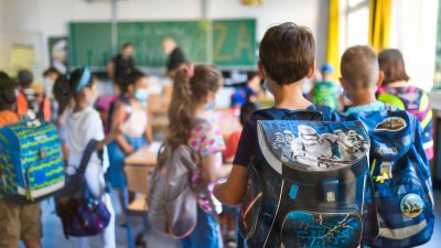 Sachsen-Anhalt: Bis Februar keine Klassenfahrten ins Ausland