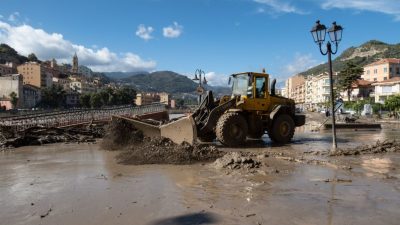 Überschwemmungen in Frankreich und Italien: Bis zu 50 Zentimeter Wasser in wenigen Stunden