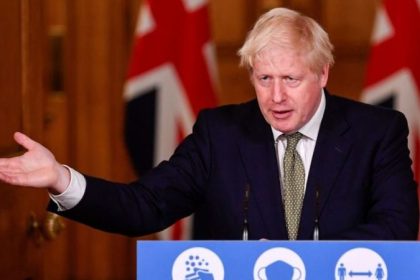 Großbritannien will Corona-Beschränkungen über Weihnachten lockern