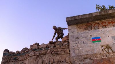 Armenien und Aserbaidschan einigen sich auf „humanitäre Waffenruhe“