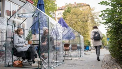 1.000 Beamte in Berlin wegen Corona unterwegs – Party mit 500 Teilnehmern in Berlin-Mitte aufgelöst