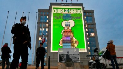 „Charlie Hebdo“-Karikatur – Französischer Regierungssprecher: Frankreich wird „Prinzipien und Werte niemals aufgeben“