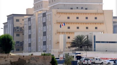 Saudi-Arabien: Wachmann vor französischem Konsulat mit Messer angegriffen