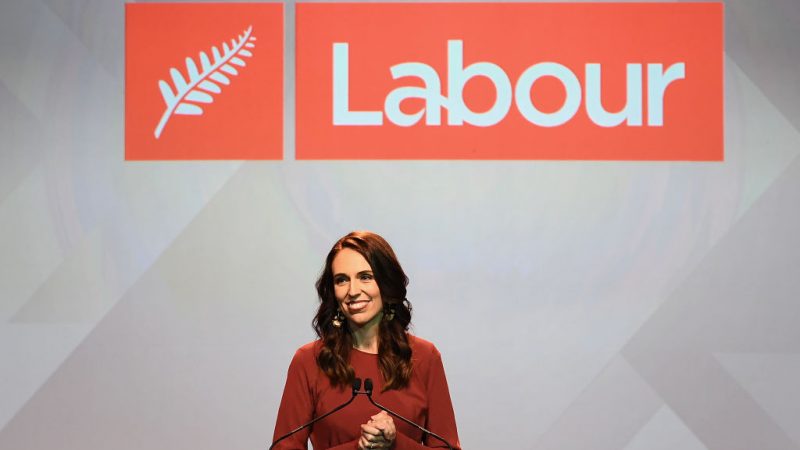 Parlamentswahl in Neuseeland: Deutlicher Sieg für amtierende Regierungschefin Ardern