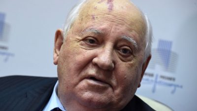 Sachsen-Anhalt: Denkmal für Michail Gorbatschow in Dessau enthüllt