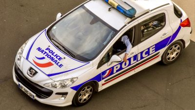 Bei Paris: Zwei Unbekannte schießen auf Polizisten – Ein Beamter in Lebensgefahr