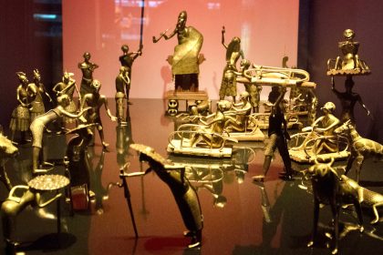 Frankreich vor Rückgabe geraubter Kulturgüter aus Afrika