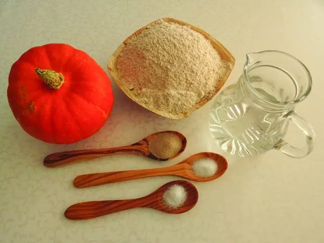 Dreimal Kürbis: Kürbisbrot - Zutaten