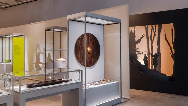 Funde aus Thorberger Moor - Germanen-Ausstellung