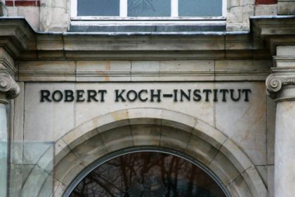 Corona-Lage: RKI stuft Teile Österreichs, Italiens und ganz Polen als Risikogebiete ein – Ärzteverband: Mediziner „ausgelaugt“