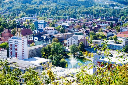 „Helft uns!“: Suhler Bürger verzweifeln am Kriminalitätshotspot Asylheim – Landesregierung schweigt