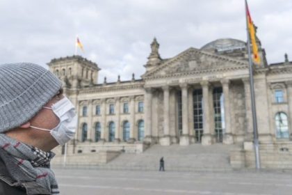 Quarantäneregelung und Maskenpflicht: Bundesregierung bereitet neue Maßnahmen vor