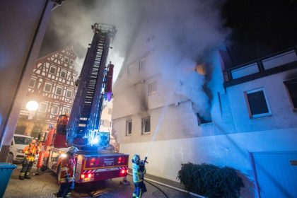 Marbach: Molotow-Cocktails gegen Polizeirevier, ein Wohnhaus und die evangelische Kirche – 42-Jähriger festgenommen