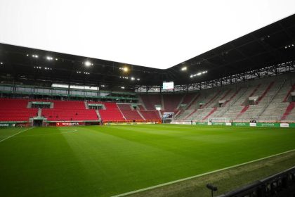 Bundesliga-Spitzenspiel in Augsburg ohne Zuschauer