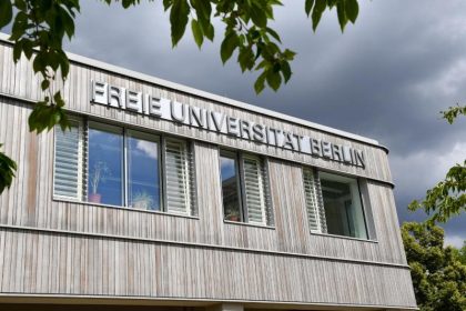 Prügeleien und Polizeieinsatz an FU Berlin: Exmatrikulation von Rädelsführern nicht möglich