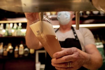 Verband: Bierabsatz in Deutschland in Corona-Pandemie dramatisch eingebrochen