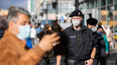 Hunderte Polizisten in Berlin im Corona-Einsatz – Wer Maßnahmen ignoriert muss mit Konsequenzen rechnen