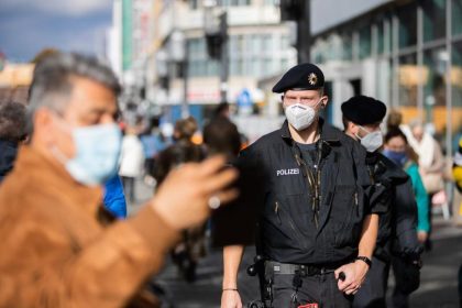 Hunderte Polizisten in Berlin im Corona-Einsatz – Wer Maßnahmen ignoriert muss mit Konsequenzen rechnen