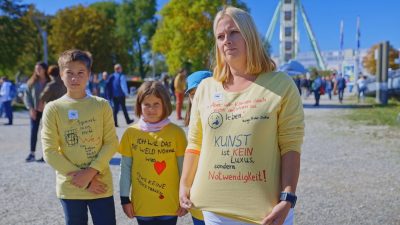 Chorleiterin zu „übertriebenen“ Corona-Maßnahmen: „Was hunderte Jahre gewachsen ist, wird jetzt zerstört“