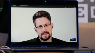 Edward Snowden bewirbt sich um russischen Pass