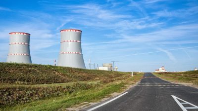 Belarus nimmt sein erstes Atomkraftwerk in Betrieb