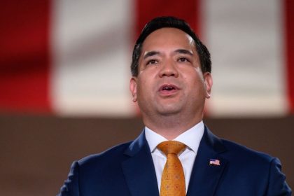 Utah-Generalstaatsanwalt Sean Reyes: Wahlprozess ist „kompromittiert“ – er werde Trump unterstützen