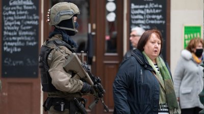 Wien-Terrorist Kujitim F. soll vor Bewährungshilfe-Betreuern Mord an Samuel Paty relativiert haben