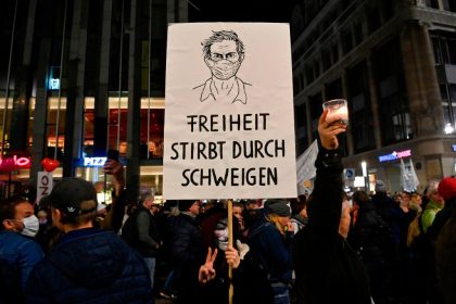 Wegen „belastender Umstände“: Städte verhängen Auflagen gegen Querdenken-Demonstrationen am Wochenende