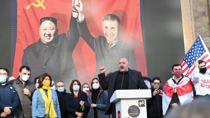 Georgien: Tausende Oppositionsanhänger fordern Neuwahl