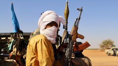 Mehrere Militärstützpunkte in Mali unter Beschuss – Deutsche Kräfte sind nicht betroffen