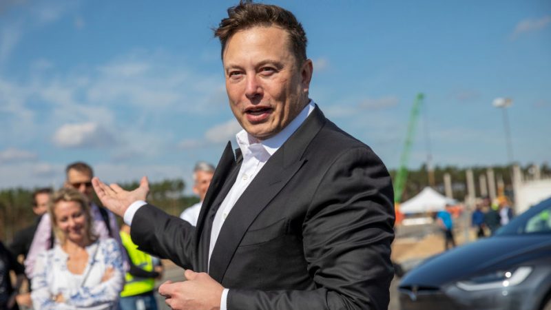 Spontanbesuch von Tesla-Chef auf der Baustelle bei Berlin: Musk nimmt an Bewerbungsgesprächen teil