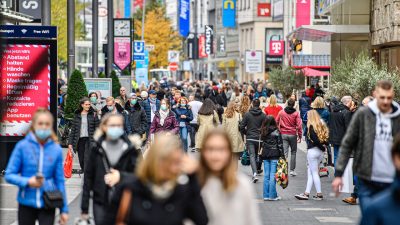 Düsseldorf will Abstand von fünf Metern: Maskenpflicht im nahezu kompletten Stadtgebiet in Kraft getreten
