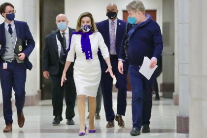 Abstimmung über billionenschwere Pläne von US-Präsident Biden weiter verzögert