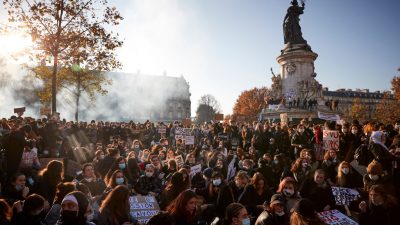 Mit Tränengas gegen Pressefreiheit – Bis zu 500.000 Teilnehmer bei Protesten in Frankreich