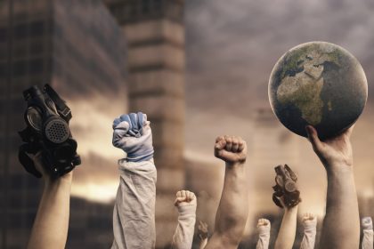 Die zwei Wege zum Sozialismus: Gleichheit und Klimawandel-Alarmismus