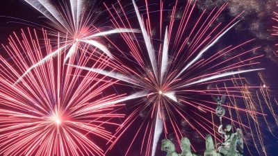 Pyrotechnische Industrie von Feuerwerks-Verkaufsverbot wegen Corona geschockt